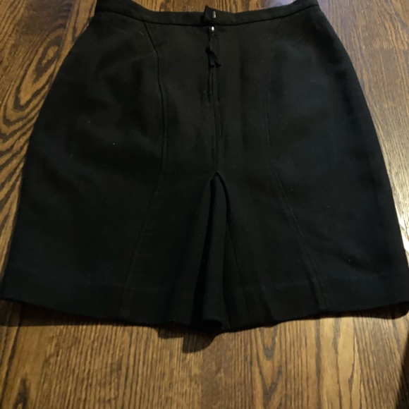 Loft black skirt size 4 - Picture 5 of 7